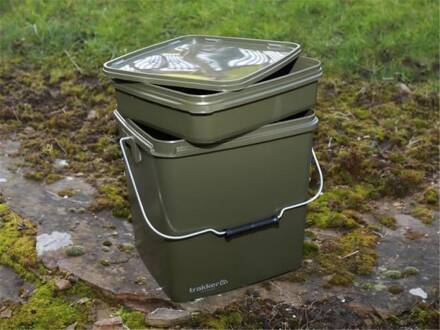 Trakker 13 Ltr Olive Square Container inc tray (T/P x 5)