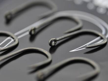 Korda Wide Gape Barbless 4